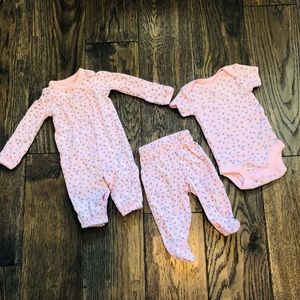 Gerber - Newborn Outfits